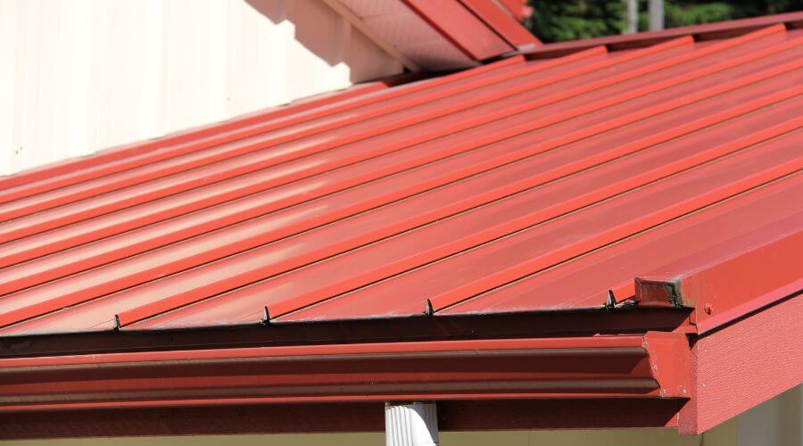 Professional gutter cleaning services in Goldsmith, IN